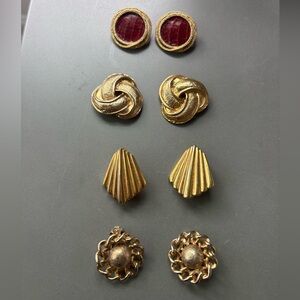 Lot of vintage Clip on earings